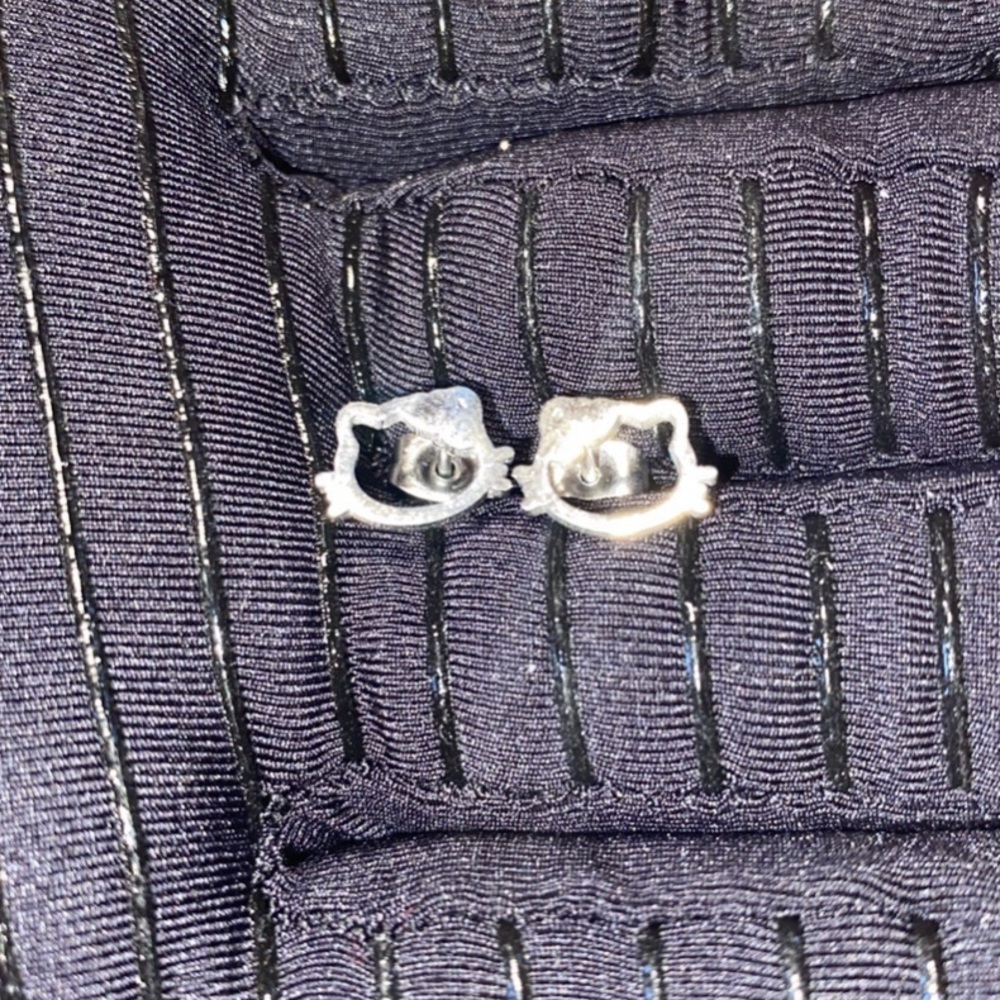 Hello Kitty Silver earring stud 2 pairs pierced ears studs earrings new jewelry - Picture 7 of 9